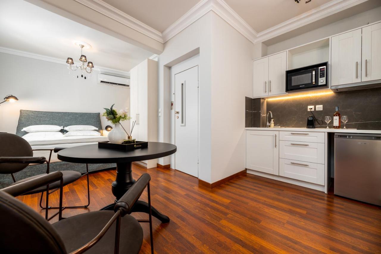 Asty Luxury Apartments เอเธนส์ ภายนอก รูปภาพ