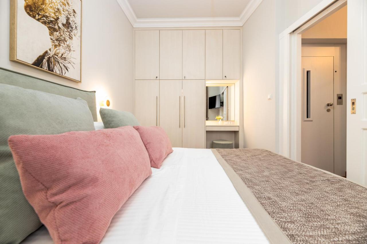 Asty Luxury Apartments เอเธนส์ ภายนอก รูปภาพ