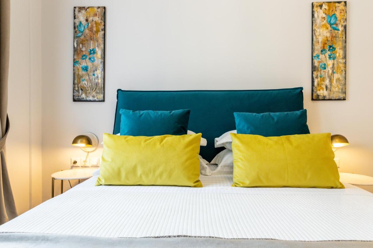 Asty Luxury Apartments เอเธนส์ ภายนอก รูปภาพ