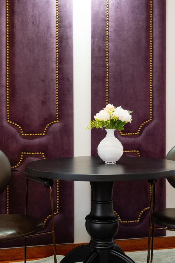 Asty Luxury Apartments เอเธนส์ ภายนอก รูปภาพ