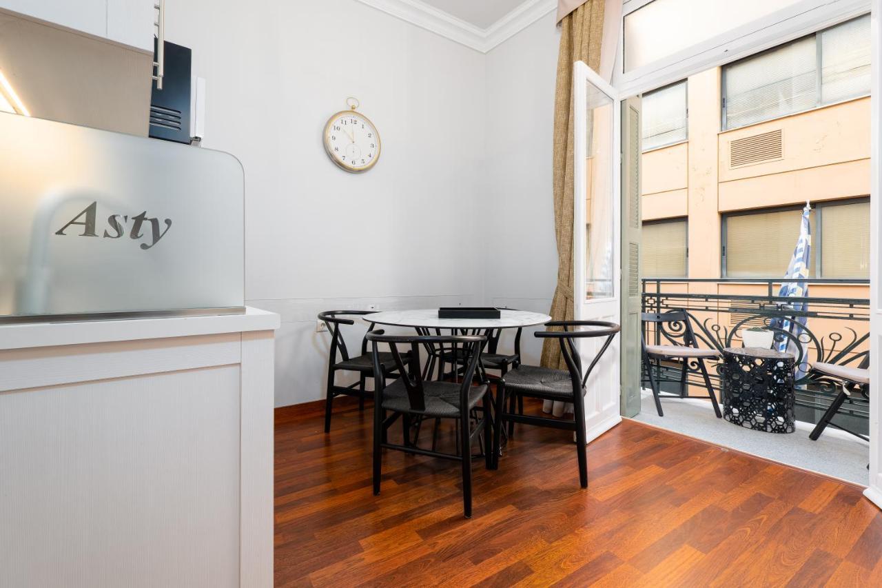 Asty Luxury Apartments เอเธนส์ ภายนอก รูปภาพ